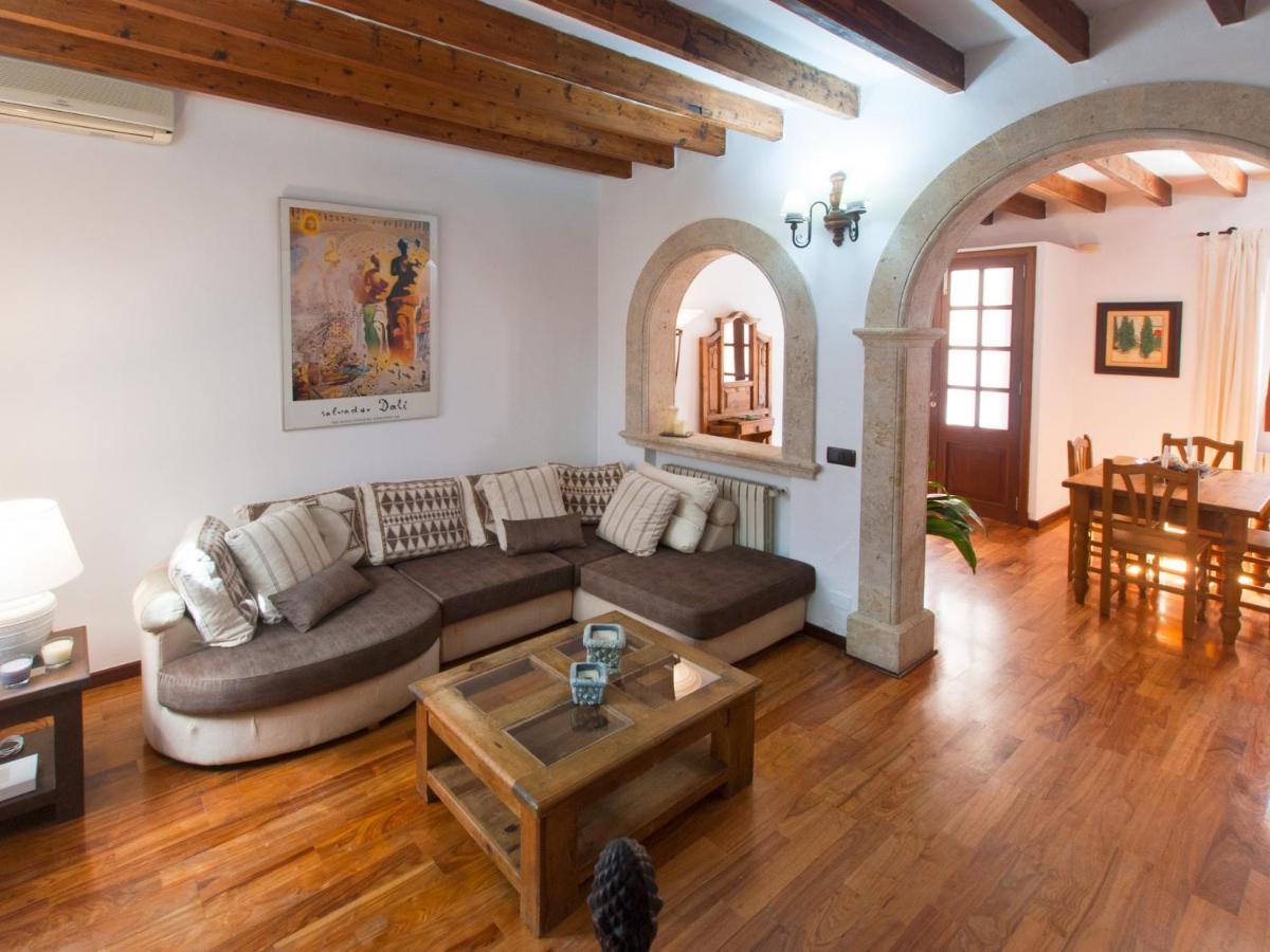 House Es Convent In Alcudia, Close To Beaches Экстерьер фото
